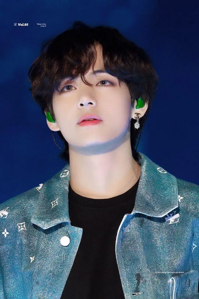 Chỉ 0,01% số người trên thế giới sở hữu khả năng cảm âm tuyệt đối, và V là một trong số ít người may mắn. (Ảnh: Internet) Chỉ 0,01% số người trên thế giới sở hữu khả năng cảm âm tuyệt đối, và V là một trong số ít người may mắn. (Ảnh: Internet)