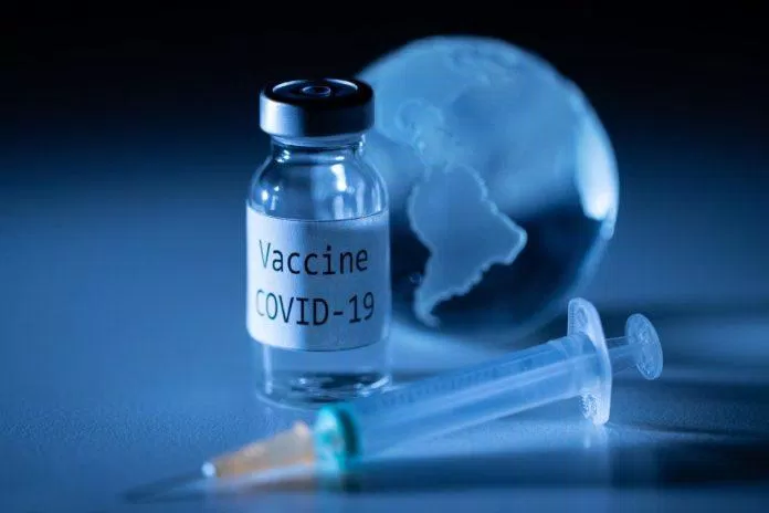 Vaccine liệu có phải "viên đạn thần kỳ" giúp tiêu diệt hoàn toàn COVID-19? (Ảnh: Internet).
