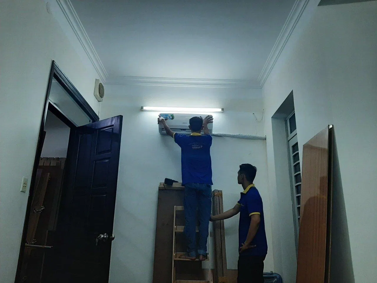 Dịch Vụ Chuyển Nhà Trọn Gói Vina Fast 24h (Ảnh Internet) Dịch Vụ Chuyển Nhà Trọn Gói Vina Fast 24h (Ảnh Internet)