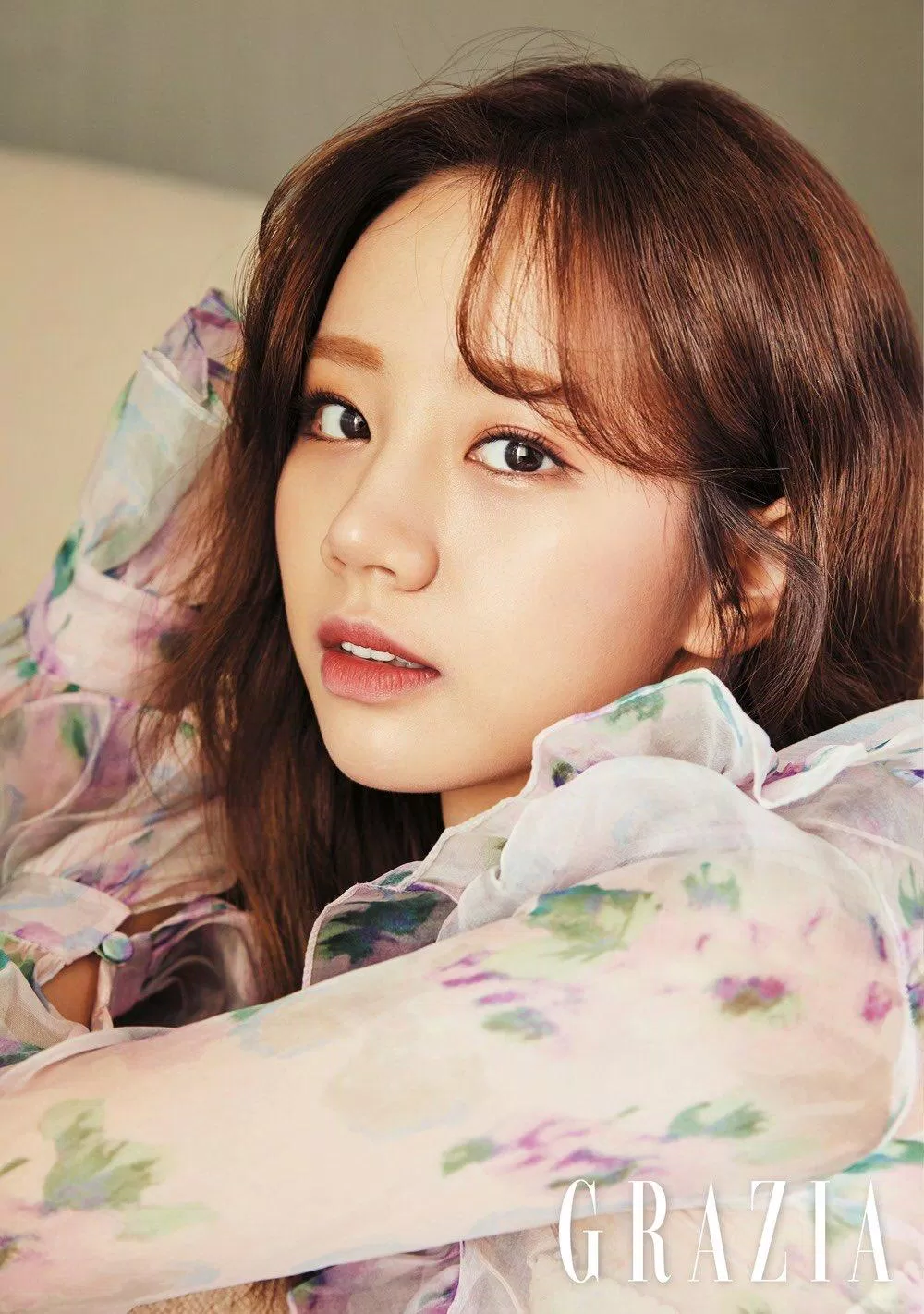 Hyeri mang hình tượng khỏe khoắn, năng động cùng làn da rám nắng. (Nguồn: Internet)