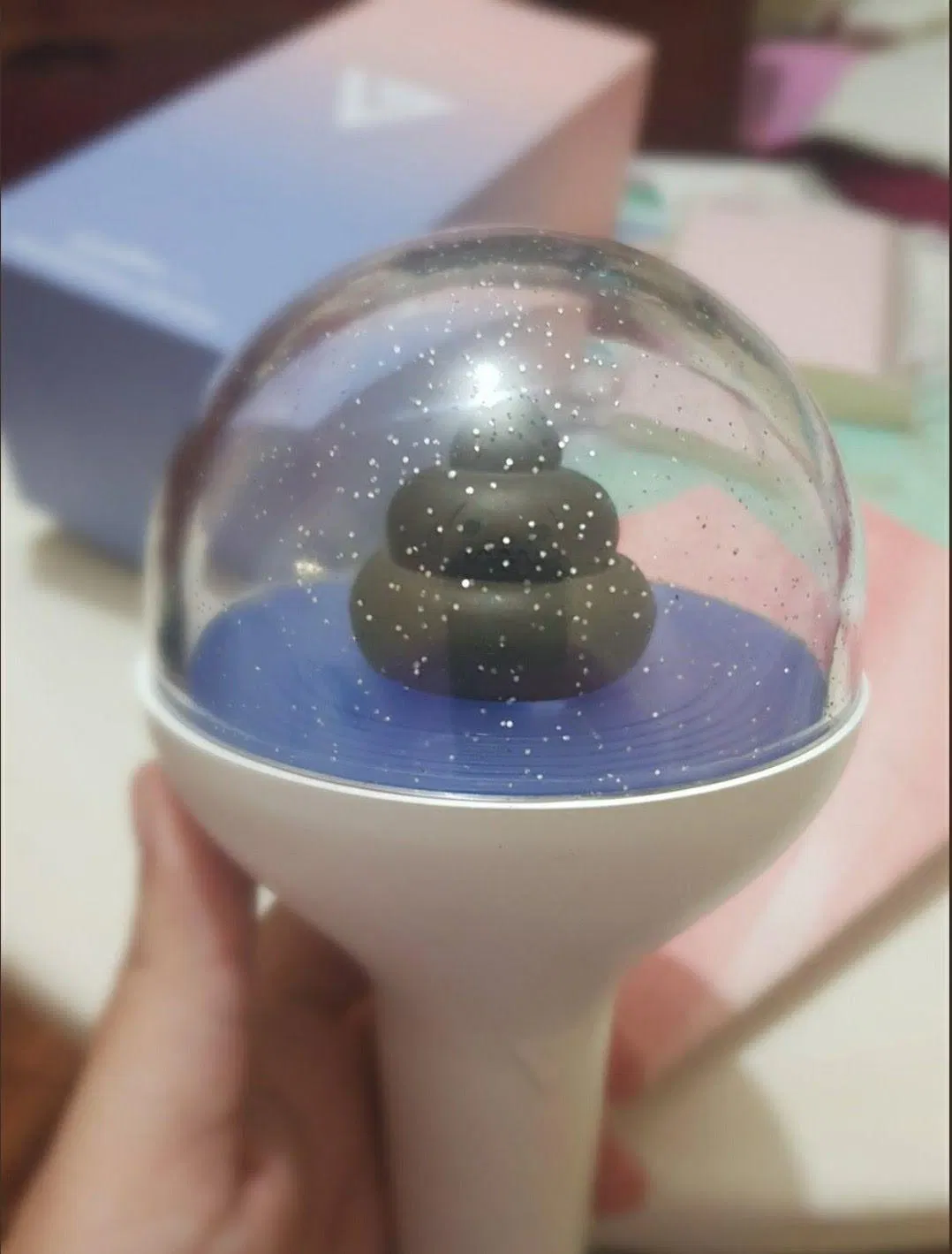 10 thứ kì lạ nhất mà fan của SEVENTEEN từng bỏ vào Caratbong 10 thứ kì lạ nhất mà fan của SEVENTEEN từng bỏ vào Caratbong caratbong caratbong lightstick KPOP nữ hoàng lightstick Seventeen SEVENTEEN lightstick