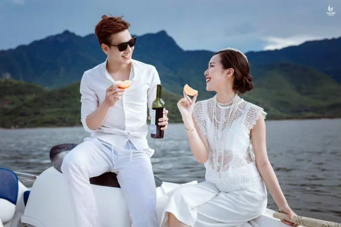 Ảnh cưới của TuArt Wedding (ảnh: TuArt Wedding) Ảnh cưới của TuArt Wedding (ảnh: TuArt Wedding)