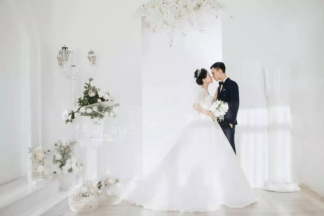 Ảnh cưới của T Wedding (ảnh: internet) Ảnh cưới của T Wedding (ảnh: internet)