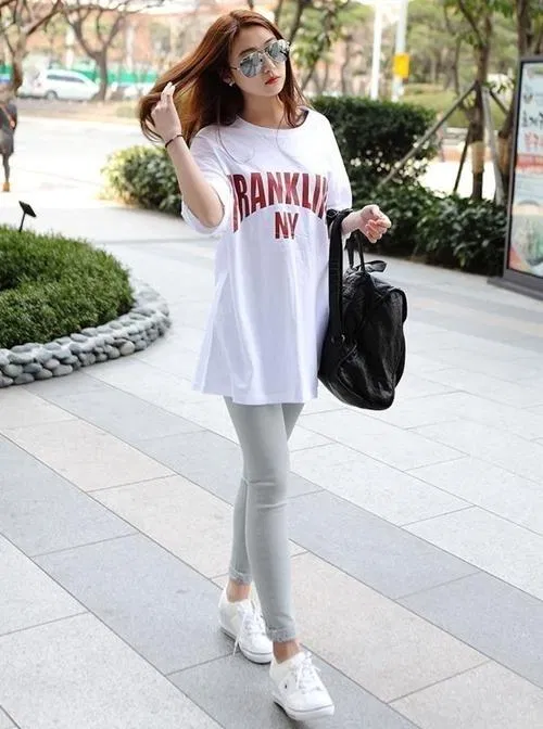 Kết hợp với quần legging (Ảnh: Internet)