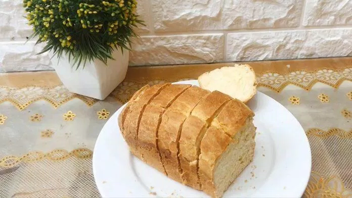Bánh mì trắng có chỉ số đường huyết cao, có khả năng làm tăng nguy cơ mắc bệnh tiểu đương. (Nguồn: Internet)