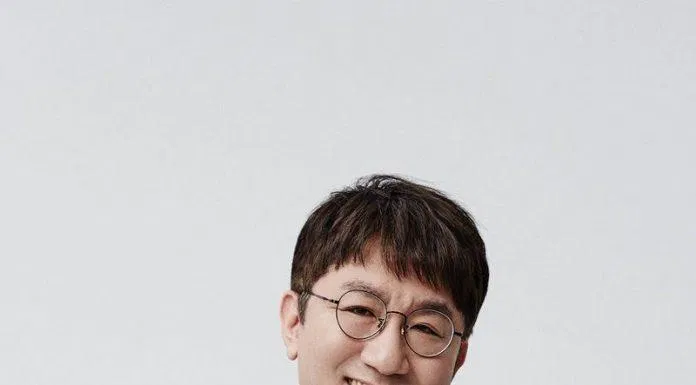 Bang Si Hyuk bày tỏ mong muốn công ty trở thành công ty cung cấp nền tảng giải trí và lối sống hàng đầu thế giới (Ảnh: Internet)