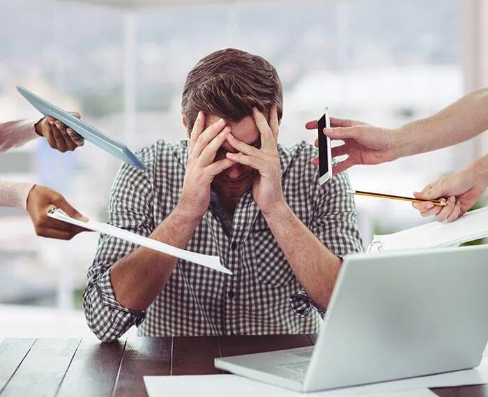 Có rất nhiều nguyên nhân dẫn đến căng thẳn như công việc, tình yêu,..( Ảnh: Internet ) Có rất nhiều nguyên nhân dẫn đến căng thẳn như công việc, tình yêu,..( Ảnh: Internet )