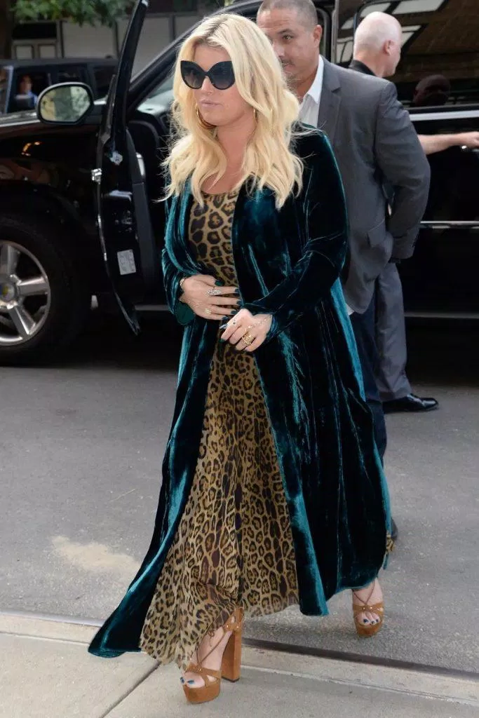 Jessica Simpson là ca sĩ, diễn viên kiêm nhà thiết kế thời trang người Mỹ (Ảnh: Internet).