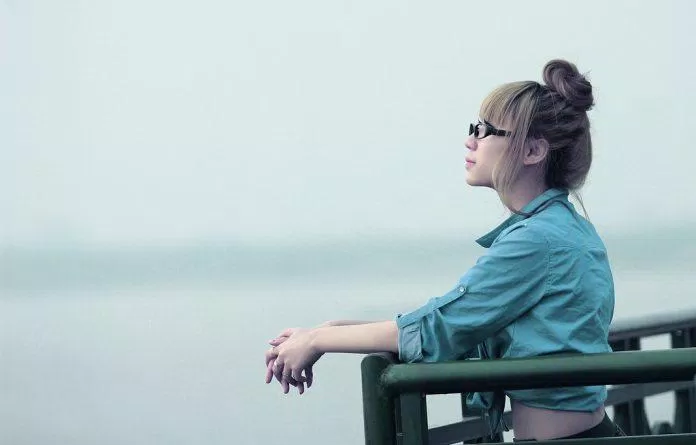 Nhìn ra xa là cách đơn giản giúp mắt được thả lỏng và thư giãn (Ảnh: Internet). Nhìn ra xa là cách đơn giản giúp mắt được thả lỏng và thư giãn (Ảnh: Internet).