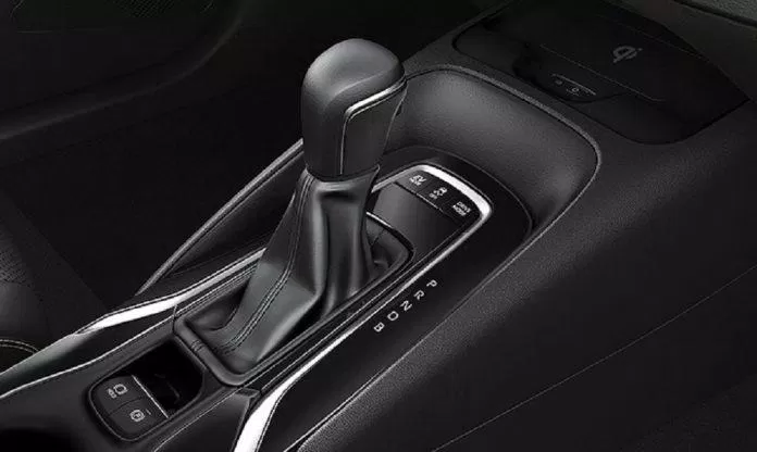 Cần số của Corolla Altis luôn thể hiện sự sang trọng (Nguồn: Internet)