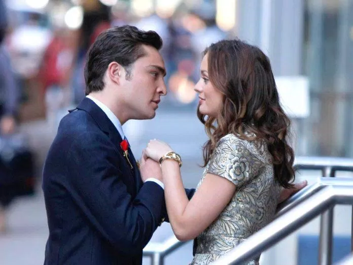 Gossip Girl là bộ phim được chuyển thể từ tiểu thuyết cùng tên của tác giả Cecily von Ziegesar (Ảnh: Internet).