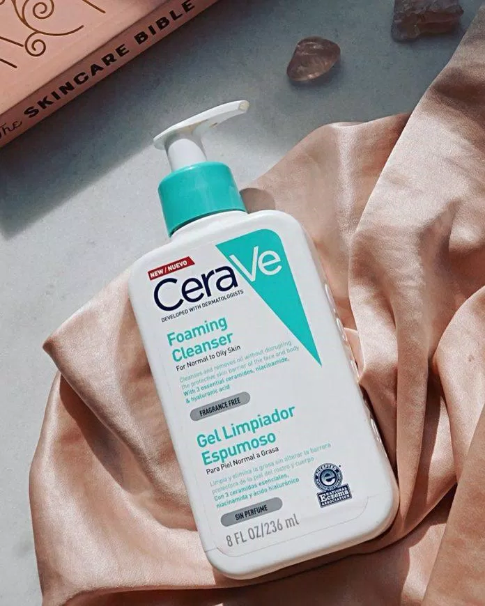 Nói về sự nhẹ dịu thi Sữa rửa mặt CeraVe Foaming Facial Cleanser là lựa chọn đáng lưu tâm (Nguồn: Internet) Nói về sự nhẹ dịu thi Sữa rửa mặt CeraVe Foaming Facial Cleanser là lựa chọn đáng lưu tâm (Nguồn: Internet)