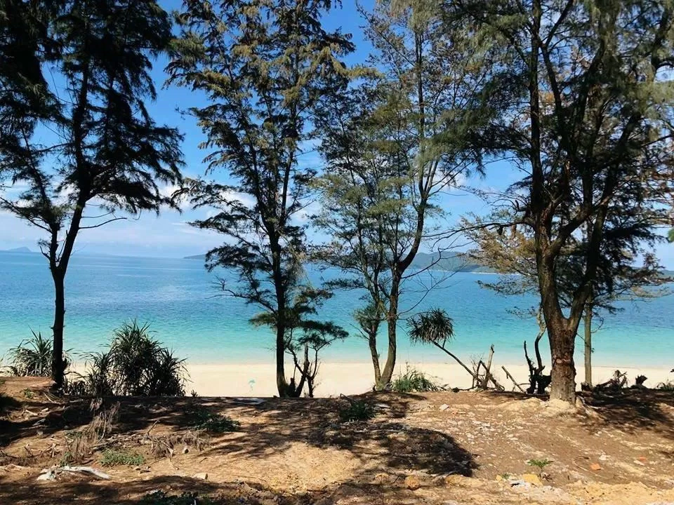 Vẻ đẹp tự nhiên, hoang sơ của bãi biển tình yêu (nguồn: Internet)