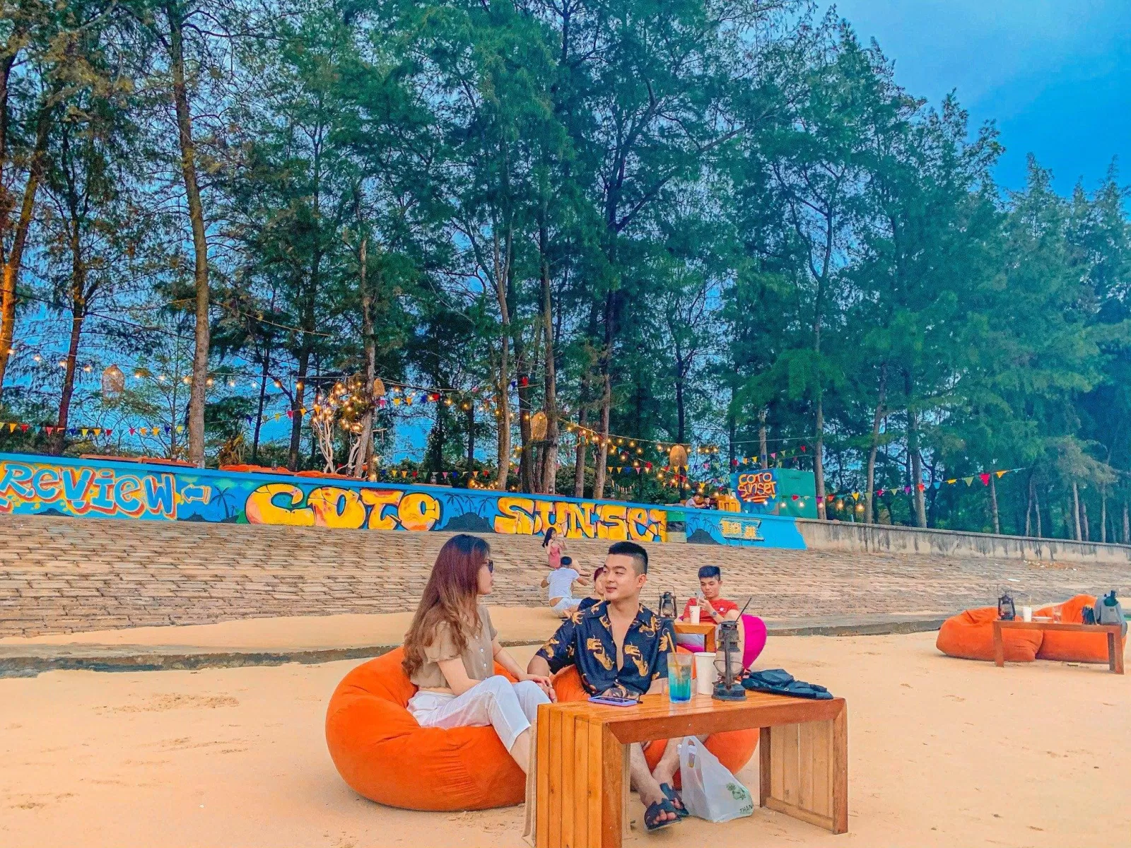 Sunset Beach Bar (nguồn: Internet)