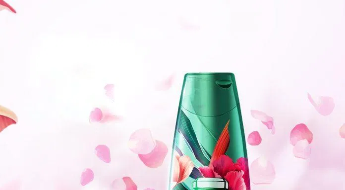 Dầu gội Rejoice Perfume Smooth (ảnh: internet)