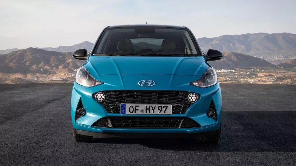 Phần đầu mang hơi hướng thiết kế của Hyundai Accent 2021 (Nguồn: Internet)