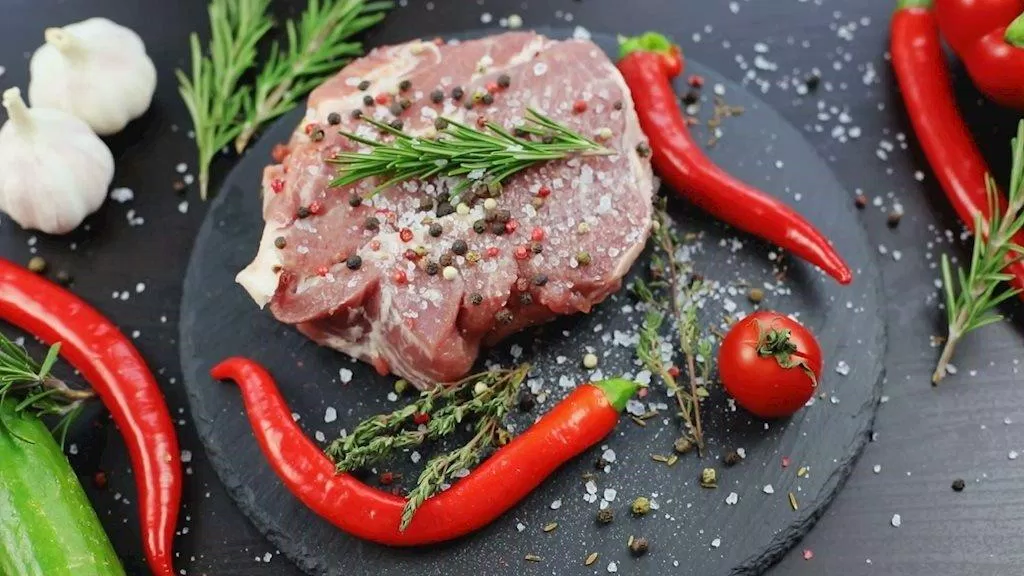 Các thực phẩm ướp muối ăn rất ngon nhưng không tốt cho sức khỏe (Ảnh: Internet). Các thực phẩm ướp muối ăn rất ngon nhưng không tốt cho sức khỏe (Ảnh: Internet).