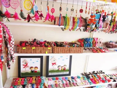 Trào lưu làm đồ handmade ngày càng phát triển rộng rãi và được giới trẻ yêu thích (Ảnh: Internet). Trào lưu làm đồ handmade ngày càng phát triển rộng rãi và được giới trẻ yêu thích (Ảnh: Internet).