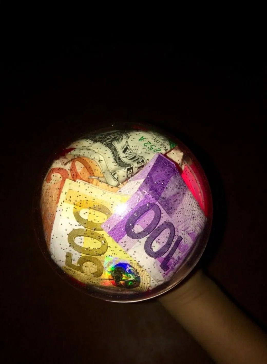 Chiếc caratbong "đầy mùi giàu có" (Nguồn: internet)