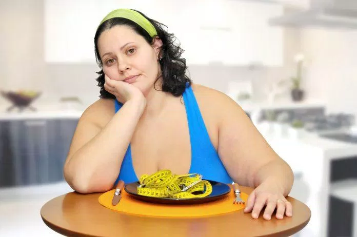 Giảm cân không đồng nghĩa phải nhịn ăn quá lâu (Nguồn: Internet).