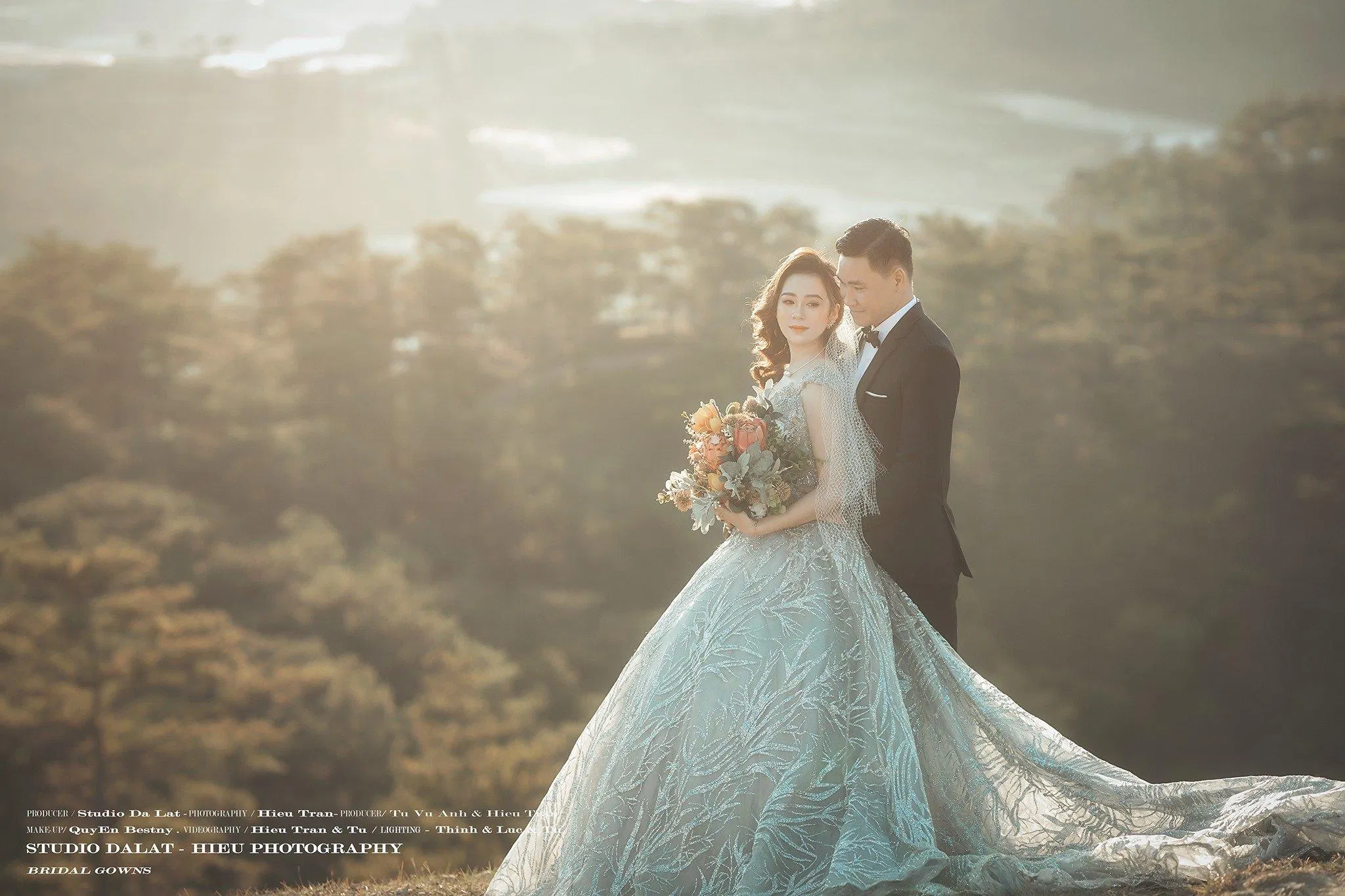 Ảnh cưới của Hiếu Photography rất mộc mạc và chứa nhiều cảm xúc (Ảnh Hiếu Photography)