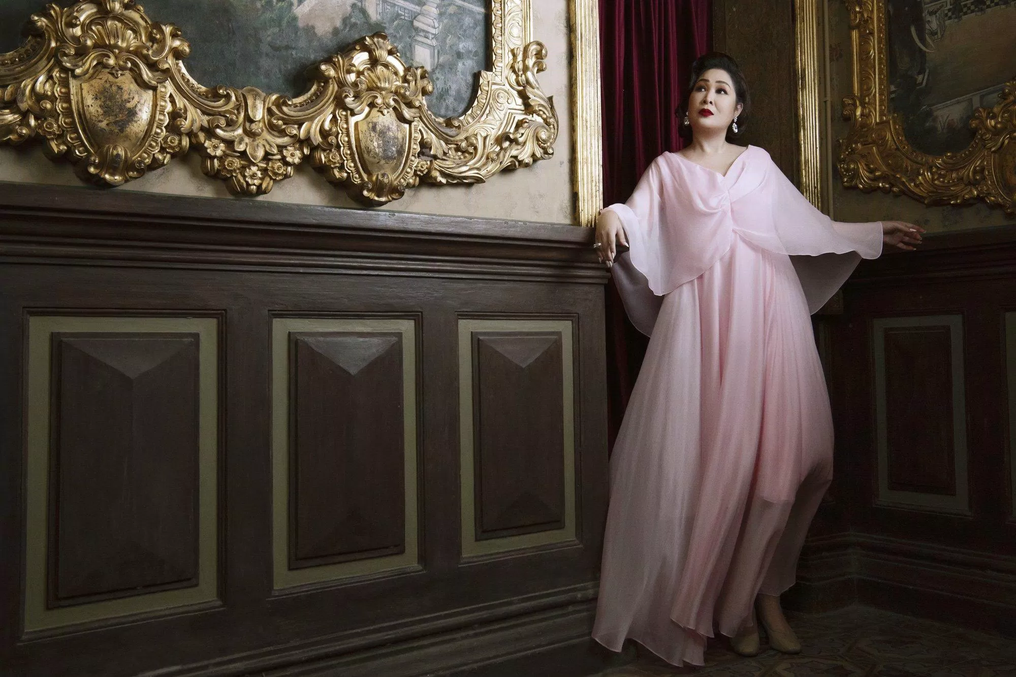 Hồng Vân đóng vai em gái Lý Lệ Hồng. (Ảnh: Internet).