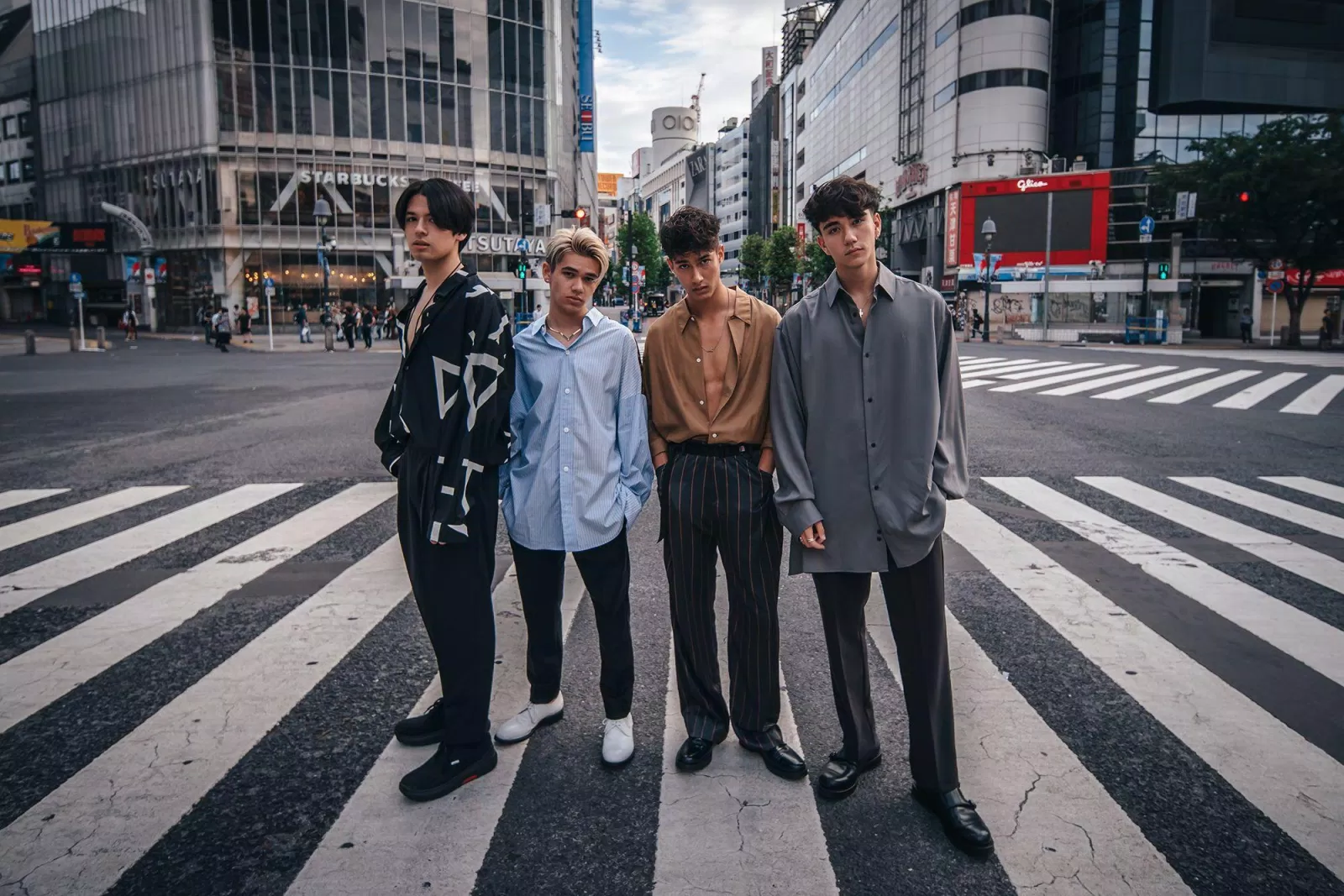 Nhóm nhạc INTERSECTION gồm có 4 thành viên (Ảnh: Internet)