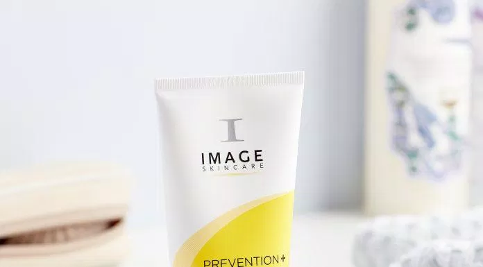 Kem chống nắng Image Prevention + Daily Ultimate Protection Moisturizer SPF 50 (Nguồn: Internet).