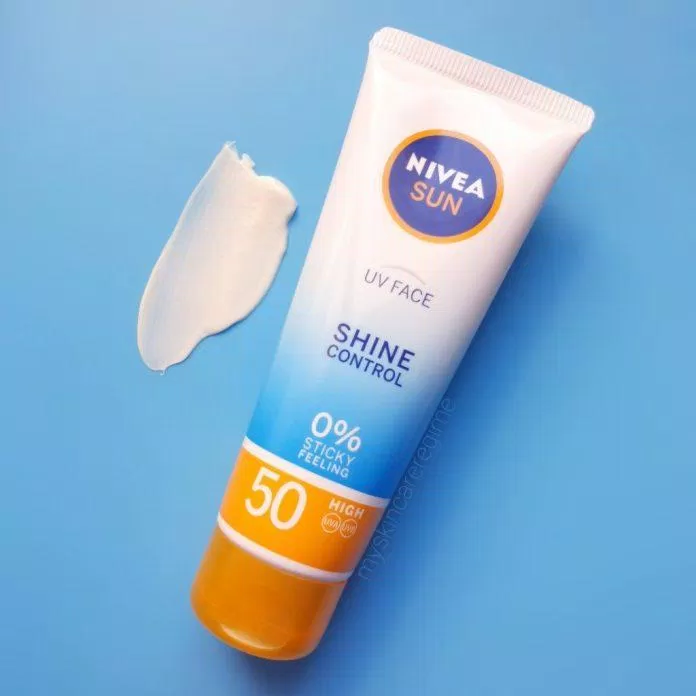 Kem chống nắng Nivea UV Face Shine Control SPF 50 (Nguồn: Internet).