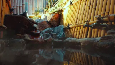 Nozaru Onsen Hostel là một trong số nhiều cơ sở lưu trú có bồn tắm suối nước nóng tại Shibu Onsen (Ảnh: Internet). Nozaru Onsen Hostel là một trong số nhiều cơ sở lưu trú có bồn tắm suối nước nóng tại Shibu Onsen (Ảnh: Internet).