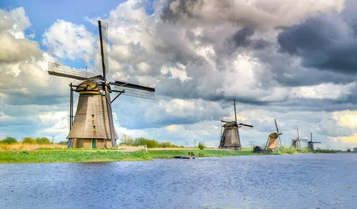 Cối xay gió ở Hà Lan.  Ảnh: Mạng