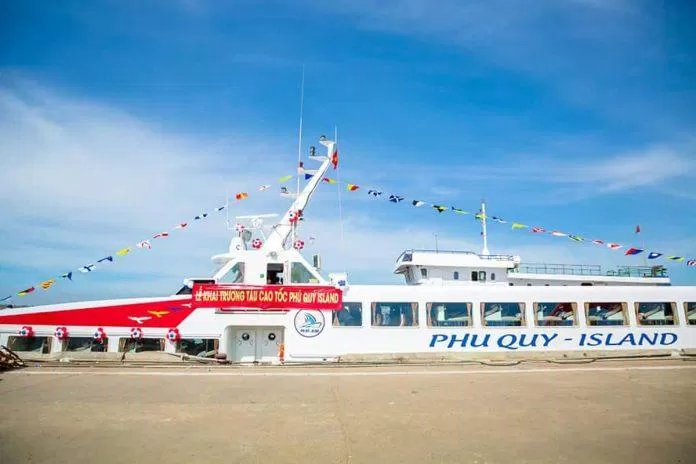 Tàu Phú Quý Island