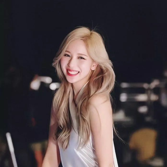 Mina (TWICE) xinh đẹp như tiểu thư nhà giàu. (Nguồn: Internet)