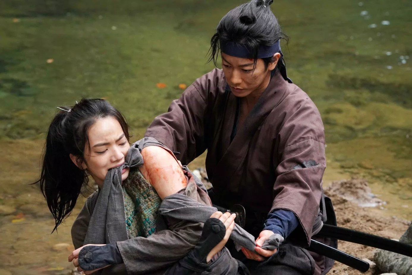 Nana Komatsu và Takeru Sato trong Samurai Marathon (Ảnh: Internet)