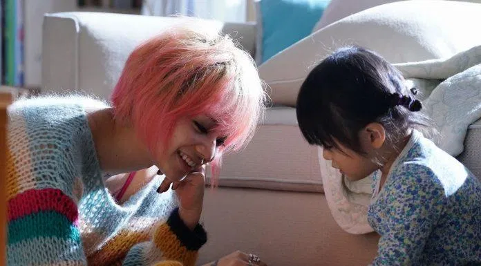 Nana sắm một vai phụ nhưng có khá nhiều screen time trong nửa sau phim Kuru (Ảnh: Internet)