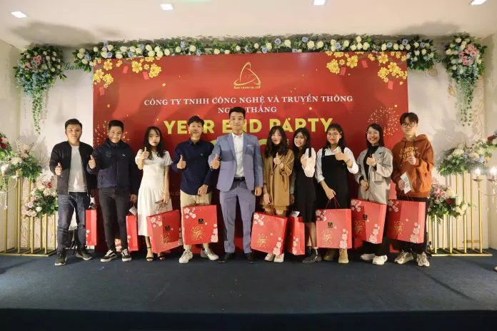 Team Công ty TNHH Công Nghệ và Truyền Thông Ngọc Thắng (Ảnh Internet) Team Công ty TNHH Công Nghệ và Truyền Thông Ngọc Thắng (Ảnh Internet)