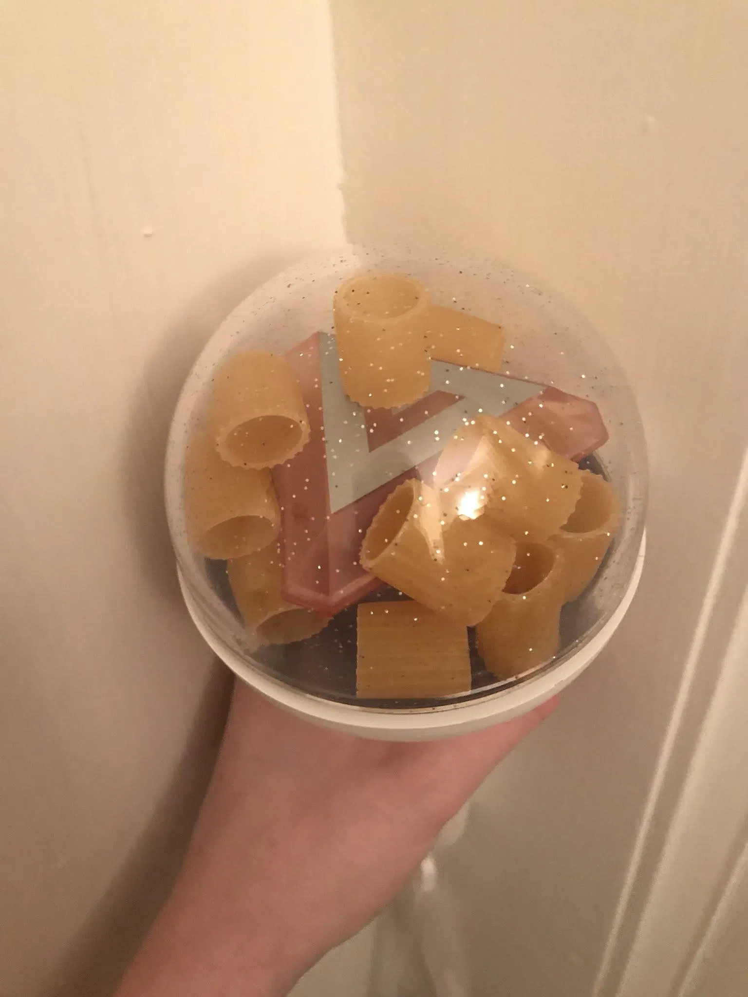 10 thứ kì lạ nhất mà fan của SEVENTEEN từng bỏ vào Caratbong 10 thứ kì lạ nhất mà fan của SEVENTEEN từng bỏ vào Caratbong caratbong caratbong lightstick KPOP nữ hoàng lightstick Seventeen SEVENTEEN lightstick