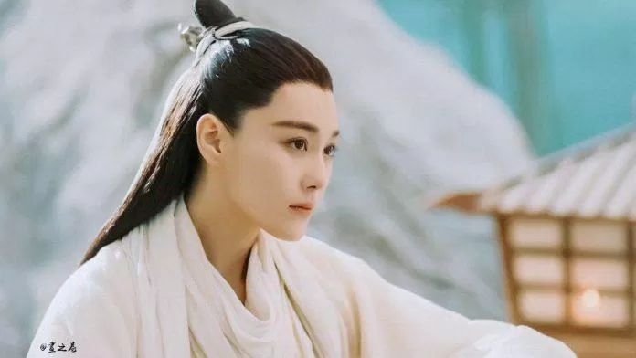 Tuy vẫn còn nét nữ tính nhưng Trương Hinh Dư được đánh giá cao về tạo hình trong Phượng Tù Hoàng. (Ảnh: Internet)