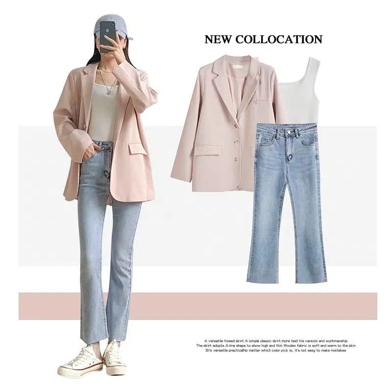 Blazer hồng pastel đi với quần jean xanh nhạt và một chiếc áo 2 dây bản to (Nguồn: BlogAnChoi) Blazer hồng pastel đi với quần jean xanh nhạt và một chiếc áo 2 dây bản to (Nguồn: BlogAnChoi)