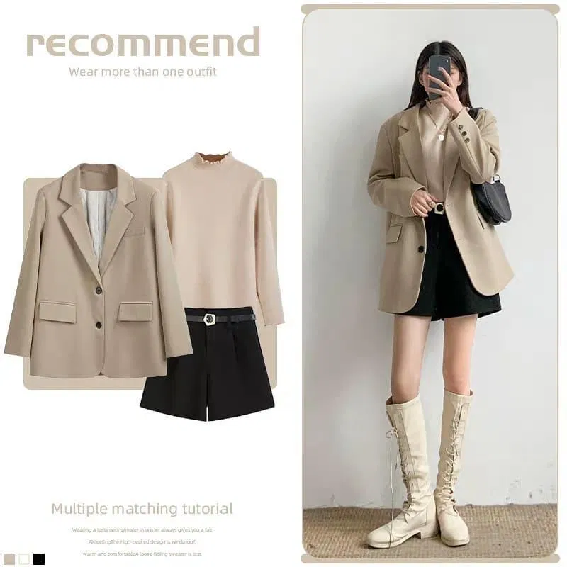 Blaer phối cùng quần short đen và boot ngang gối cực sang chảnh (Nguồn: BlogAnChoi) Blaer phối cùng quần short đen và boot ngang gối cực sang chảnh (Nguồn: BlogAnChoi)