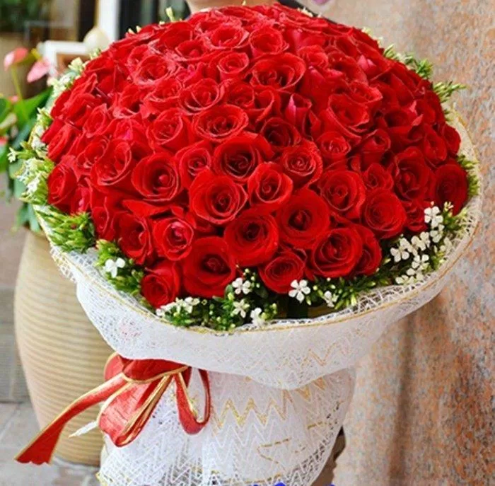Hoa hồng mang ý nghĩa tình yêu mãnh liệt, thủy chung (Ảnh: Internet)