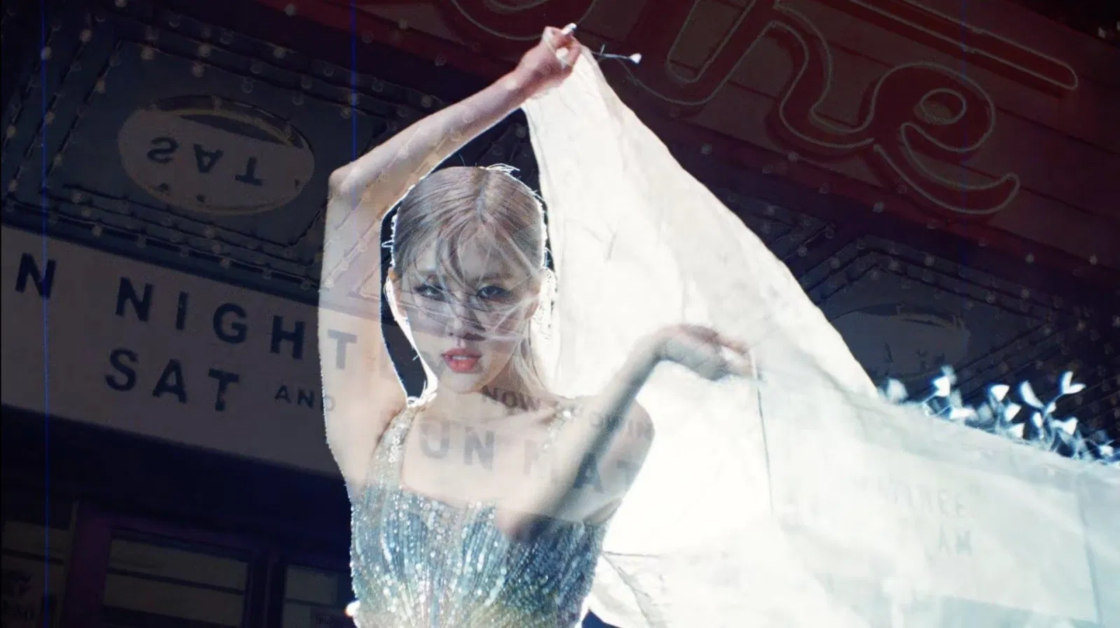 Giải mã loạt chi tiết trong MV On The Ground của Rosé (BLACKPINK) Black Pink MV On The Ground của Rosé BLACKPINK on the ground Rose