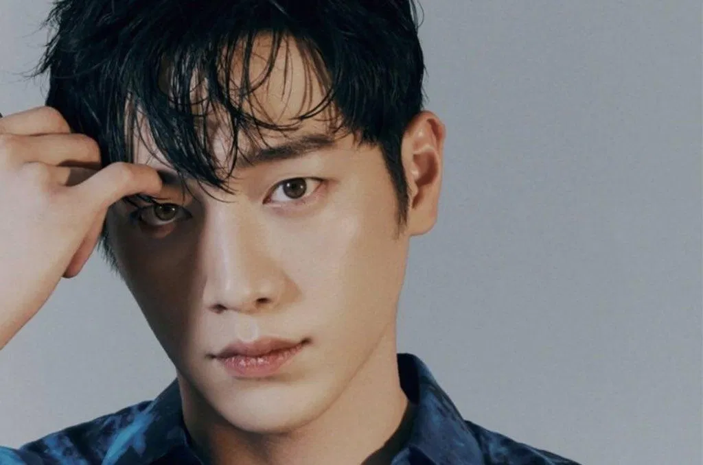 Seo Kang Joon sở hữu đôi mắt một mí vừa đẹp vừa thu hút. (Nguồn: Internet)
