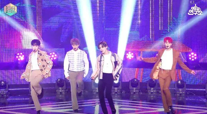 SHINee và những khoảng trống dành cho JongHyun (Ảnh: Internet)