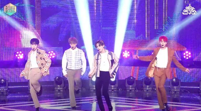 SHINee và những khoảng trống dành cho JongHyun (Ảnh: Internet)
