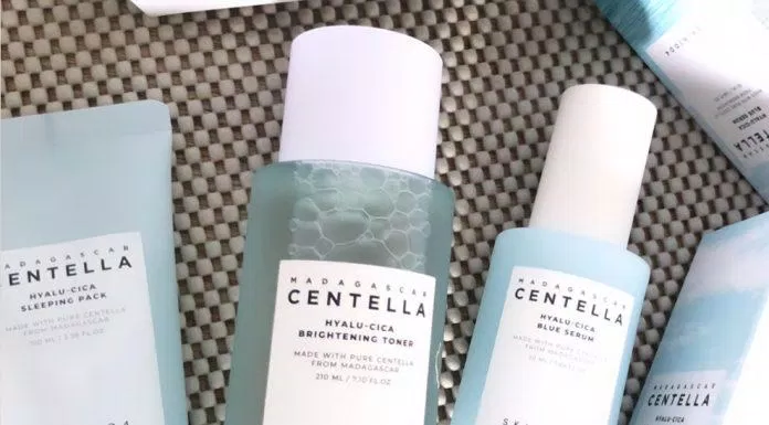 Bộ sản phẩm Skin1004 Centella Hyalu-Cica sở hữu phức