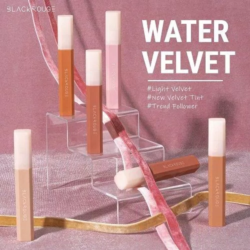 Black Rouge Half N Half Water Velvet đánh dấu một bước ngoặc lớn của Black Rouge (Nguồn: Internet) Black Rouge Half N Half Water Velvet đánh dấu một bước ngoặc lớn của Black Rouge (Nguồn: Internet)