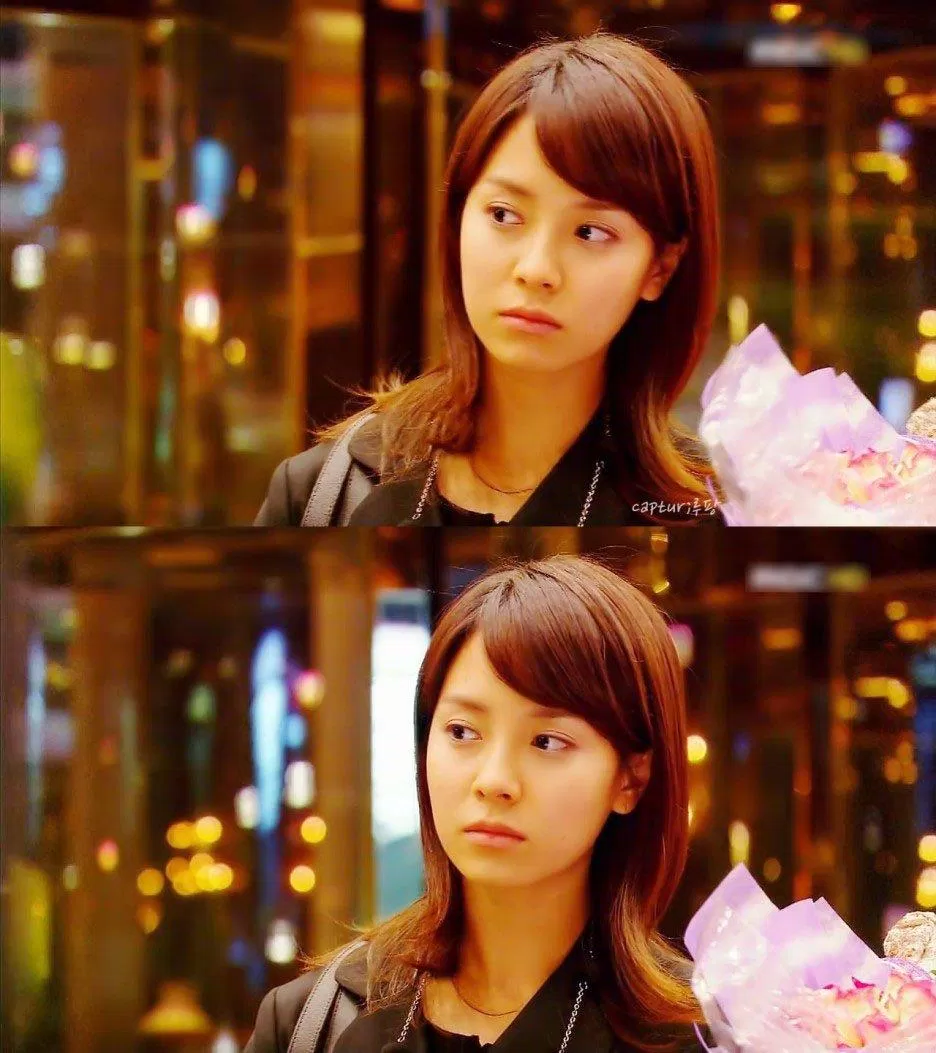 Nhìn góc nào Song Ji Hyo vẫn là nữ thần xinh đẹp . ( Ảnh : Internet). Nhìn góc nào Song Ji Hyo vẫn là nữ thần xinh đẹp . ( Ảnh : Internet).