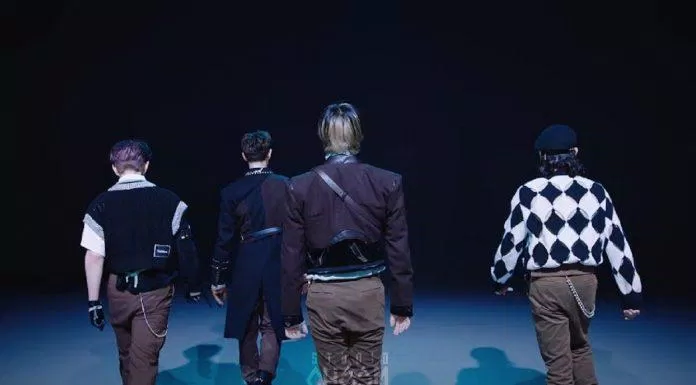 SHINee và những khoảng trống dành cho JongHyun (Ảnh: Internet)