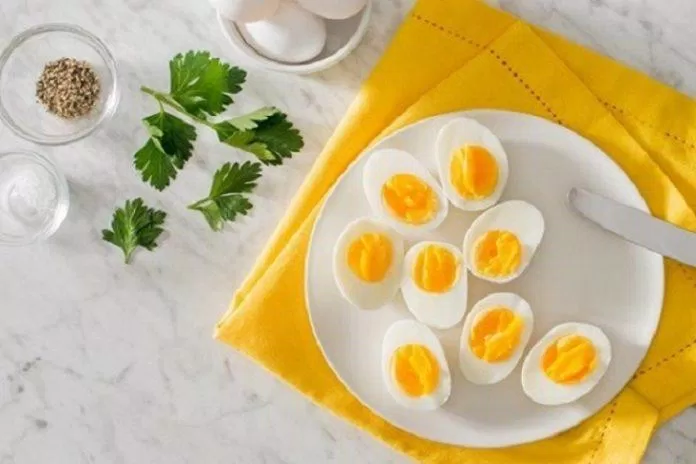Trứng sẽ giúp bạn no nhanh chóng và vẫn cung cấp đủ năng lượng cho bạn ngay cả khi bạn không ăn quá nhiều.  (Nguồn: Internet)